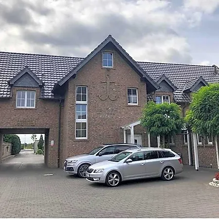 Haus Schoenewald Szálloda 3*