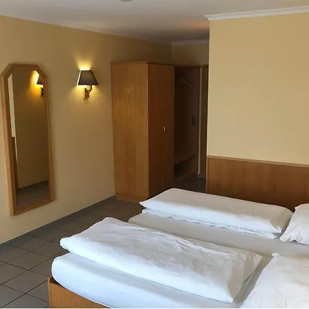Szálloda Haus Schoenewald Dormagen