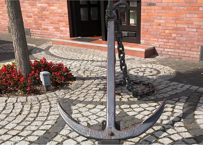 Haus Schoenewald Hotel 3*